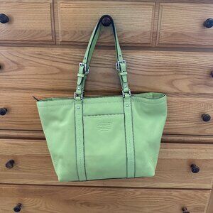 Coach East West Leather Tote Shoulder Bag Purse No M0859-F13098 EUC